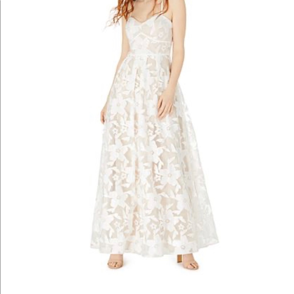 BCX Juniors' Embroidered Floral Bustier prom romantic cottage fairy Gown SZ15